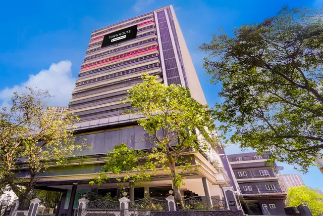 Townhouse Bombay Exhibition Centre Goregaon