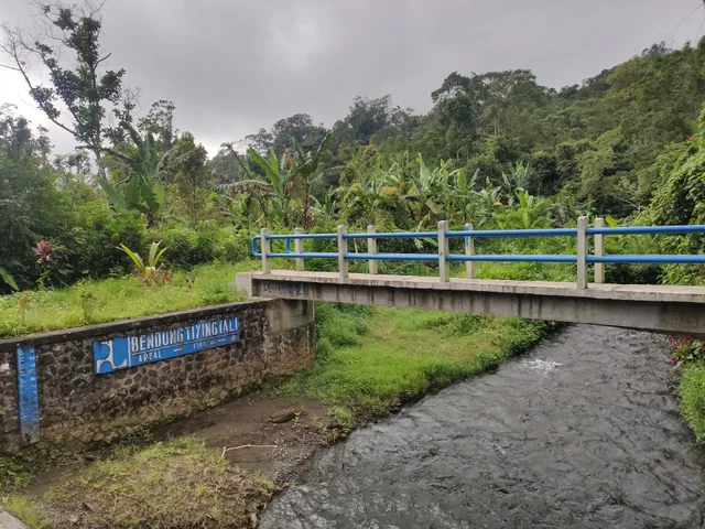 Air Terjun Canging Sambangan