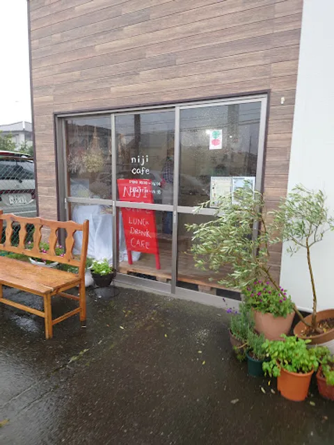 にじカフェ（牛久市NPO法人にじいろ）