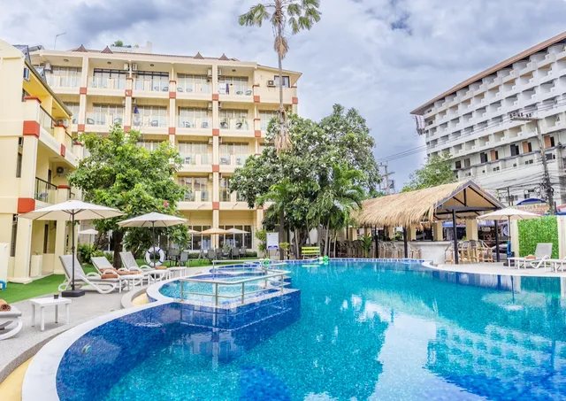 Mermaid's Beach Resort Jomtien