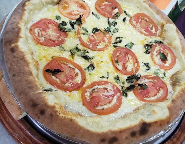 Dom Juan Pizzaria e Esfiharia - Pizza e Esfiha