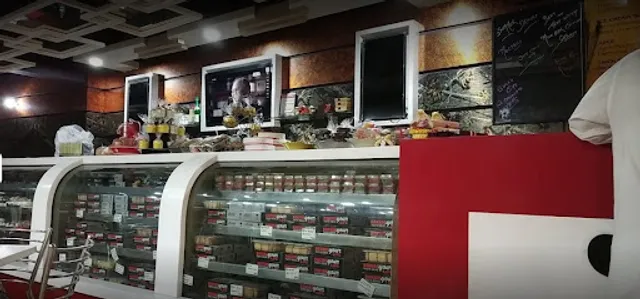 Milkbar Cake & Bakery | Cake shop in aligarh | Online cake delivery | Birthday cake | Midnight delivery