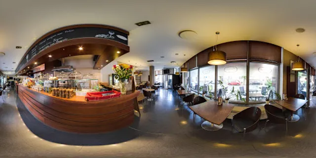 Esperienza Cafe Restaurant