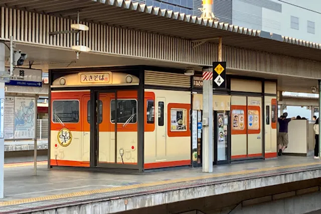 Ekisoba at Conventional Railway Upbound