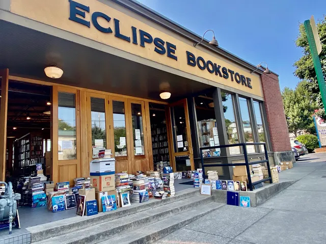 Eclipse Bookstore & Fine Art