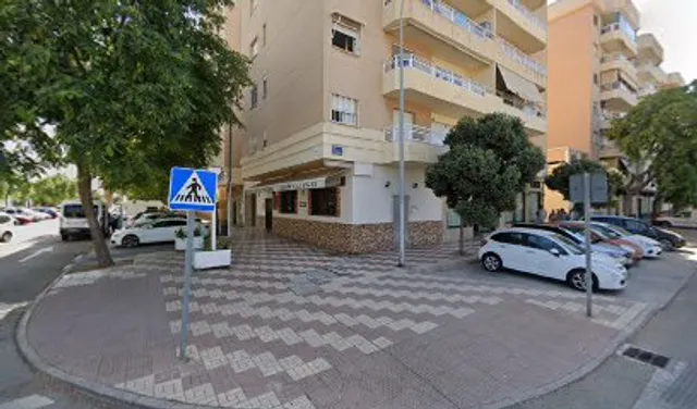 C. Amalia Heredia, 2