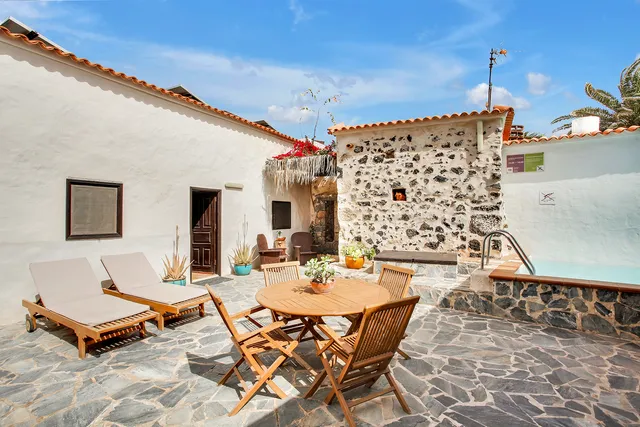 Casa Rural "Casa Tíle"