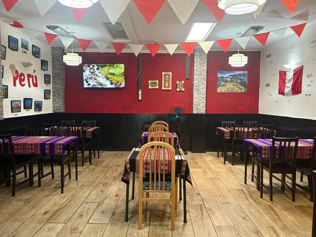 Sabor Peruano Vlc (Pollos a la brasa)