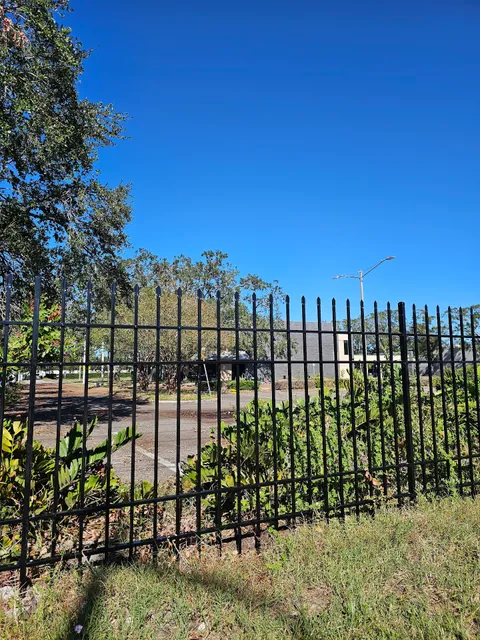 Colony Shopping Center