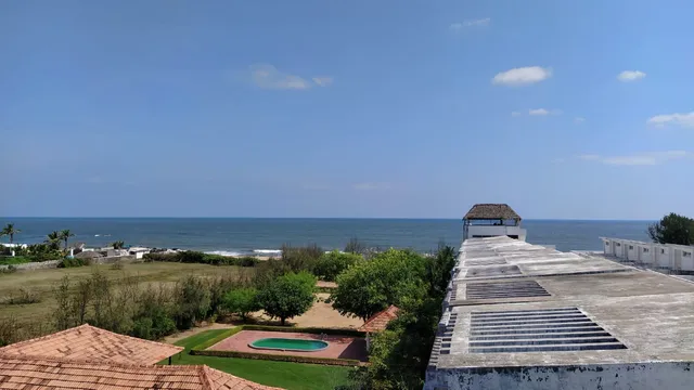 Sea La Vie Beach Resort