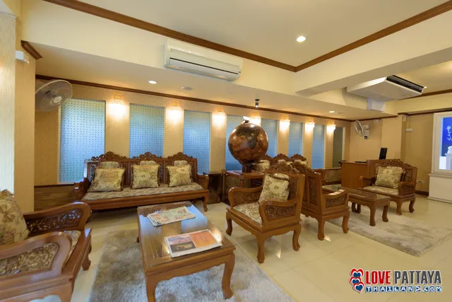 Rajadhani Restaurant pattaya