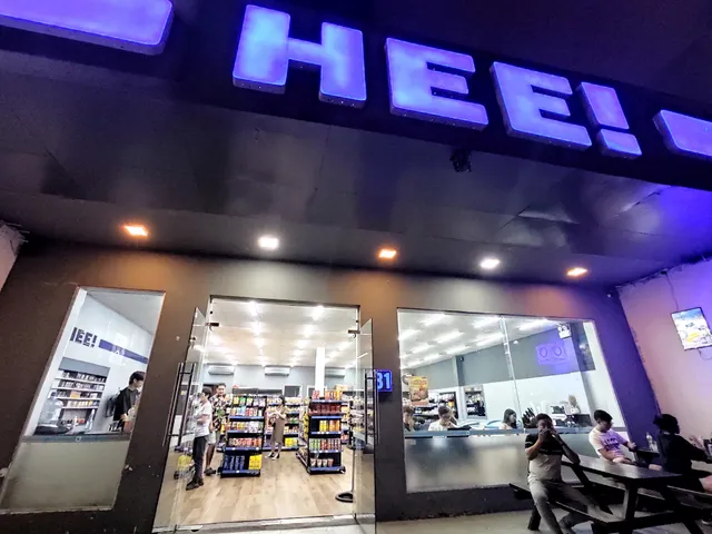 Hee! mart