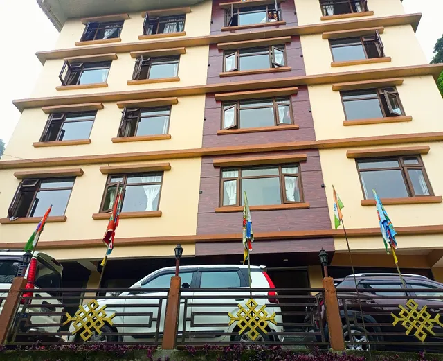 Yanghkhyil Residency