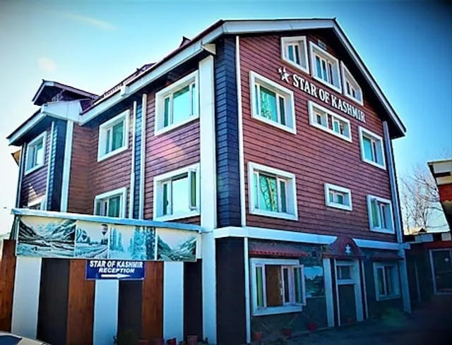 Hotel Star of Kashmir