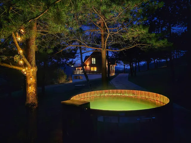 Forest Zen Małastów dom z balią