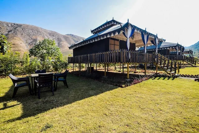 OYO Green Valley Resort