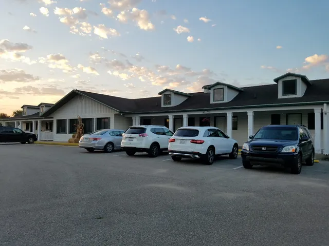 Hampton Motel