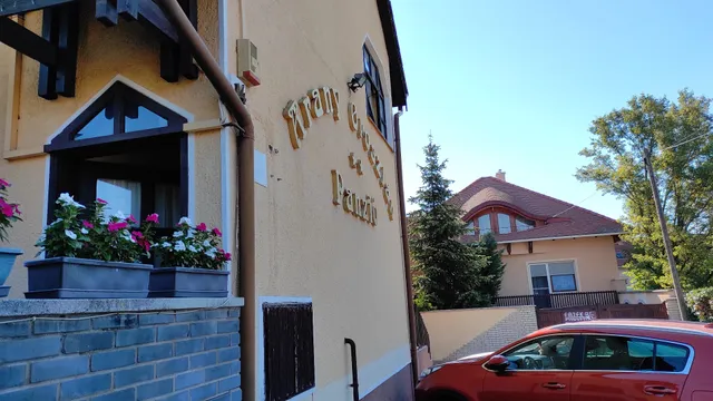 Aranyoroszlán Panzió