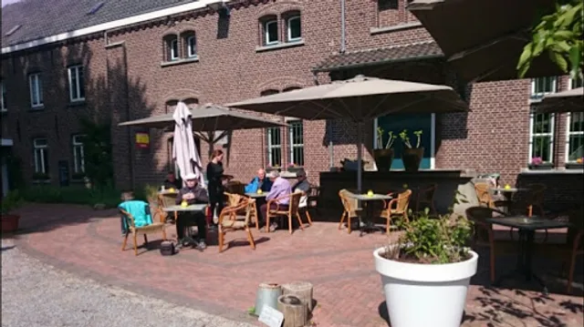 Oelespot restaurant café terras