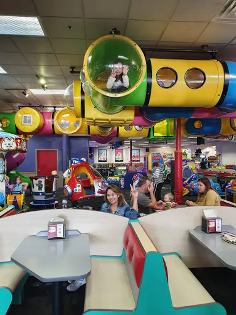 Chuck E. Cheese