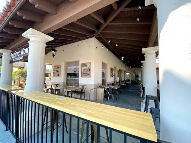 Peking Wok Chinese Restaurant