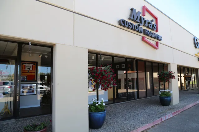 Myra's Gallery & Custom Framing