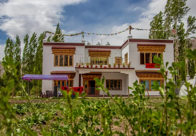 Nangsal Manipa Residency