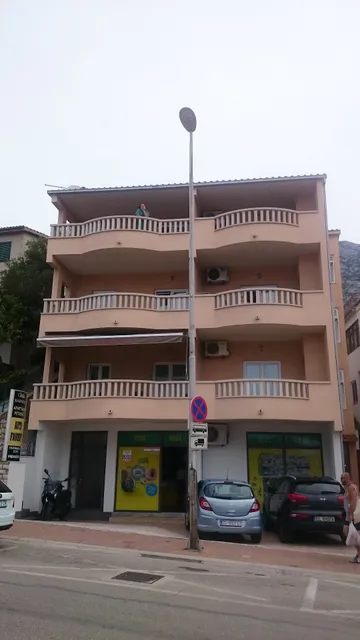 Apartments Petrović