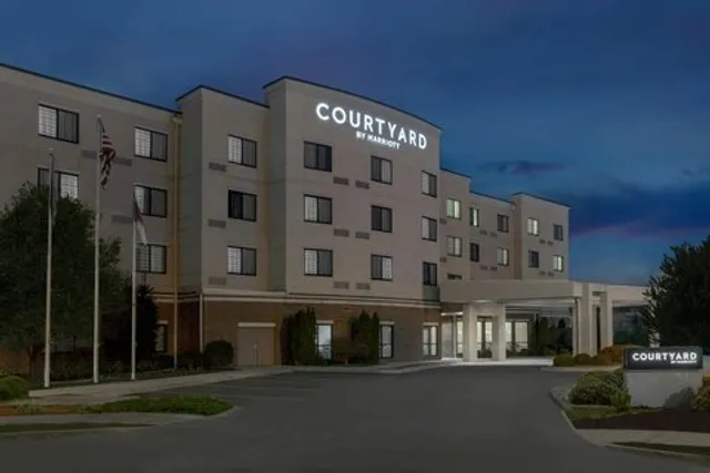 Courtyard by Marriott Salisbury