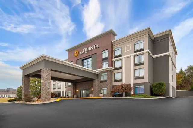 La Quinta Inn & Suites by Wyndham Sevierville / Kodak