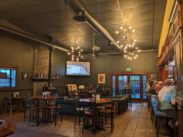 Discovery Bar & Kitchen