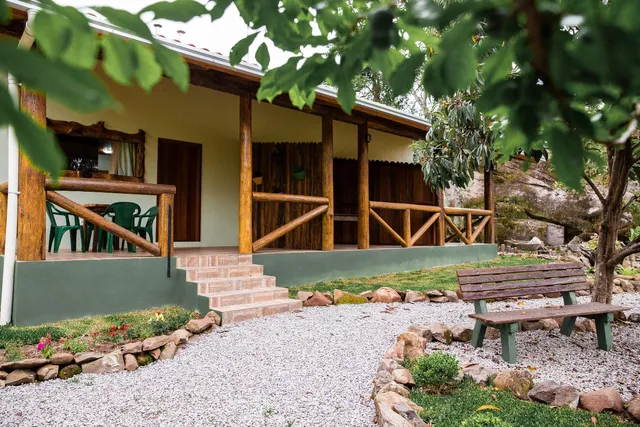 NINHO DAS AGUIAS CABANA