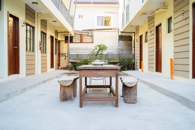 RedDoorz Plus @ Casa Lucia Sindalan San Fernando City Pampanga