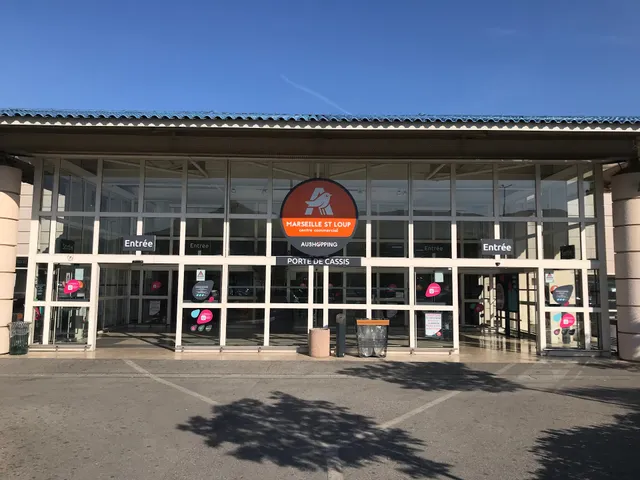 Auchan St Loup Marseille