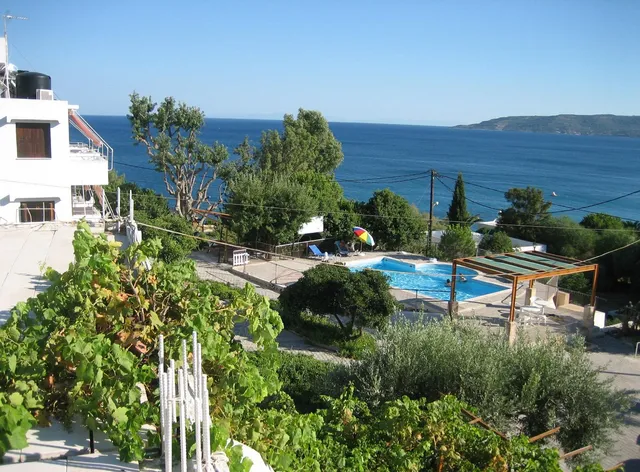 Vasilikos Apartments