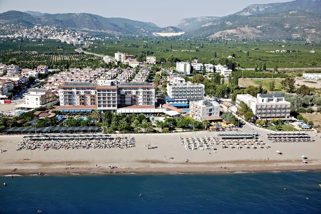 Club Cactus Paradise