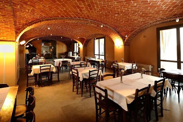 Cascina Faletta - Ristorante - B&B - Wine Tasting