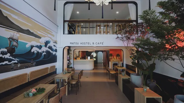 Matou Hostel and Café
