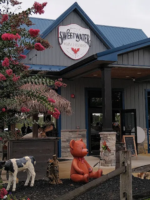 Sweetwater Marina & Riverdeck