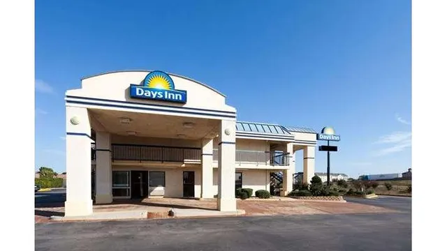 Days Inn by Wyndham Oklahoma City West