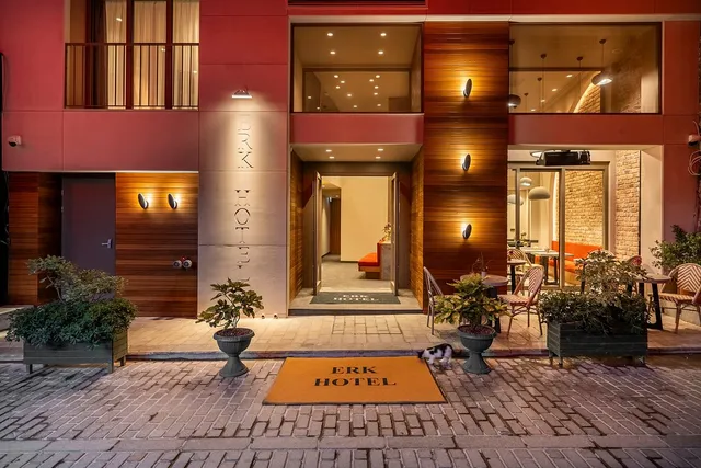 Erk Hotel