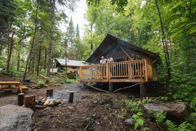 Huttopia Les Deux Lacs - Laurentides