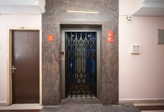 OYO Hotel 16749 Hotel Paris