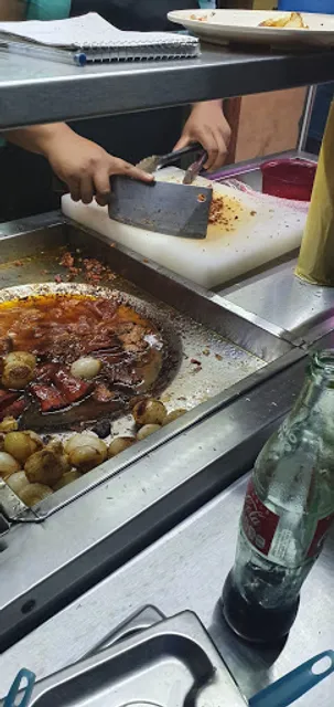 Taqueria hotdogs y hamburguesas las hermanas