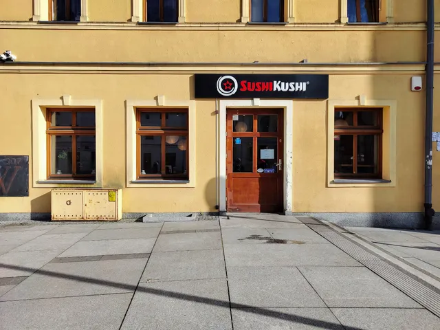 Sushi Kushi Psie Pole