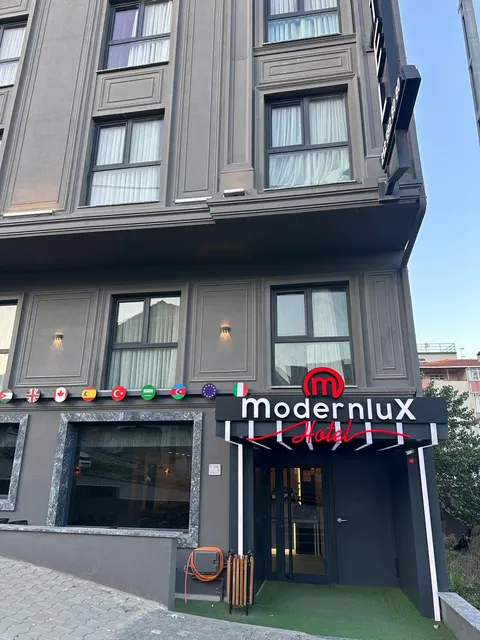 Comfort Point Theree Hotel