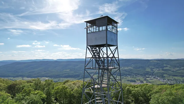 Sounding Knob Fire Tower