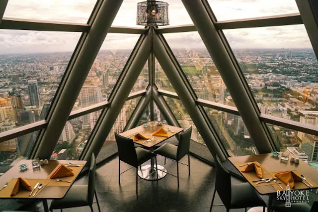 Bangkok Balcony Buffet @ 81 Floor Baiyoke Tower