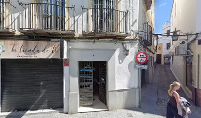 Pl. de Ramón y Cajal, 4