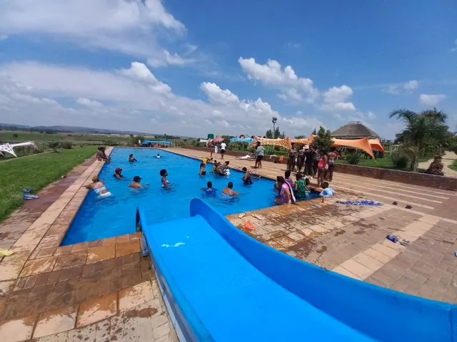 Tshinakie Family Resort Mooiplaats, Pretoria East